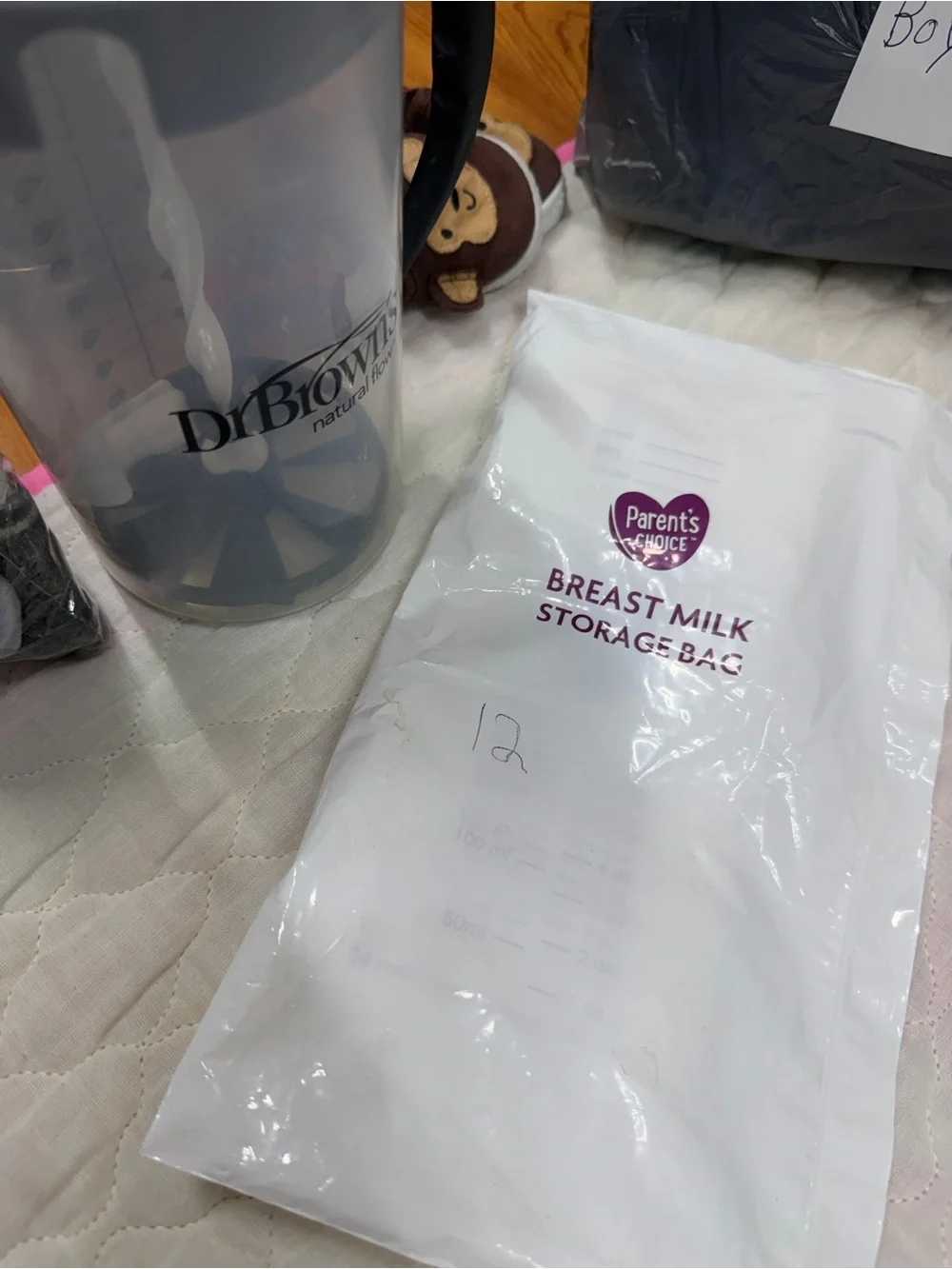 Dr.Brown formula mixing pitcher and 12 unopenedparent’s choice breast milk bags